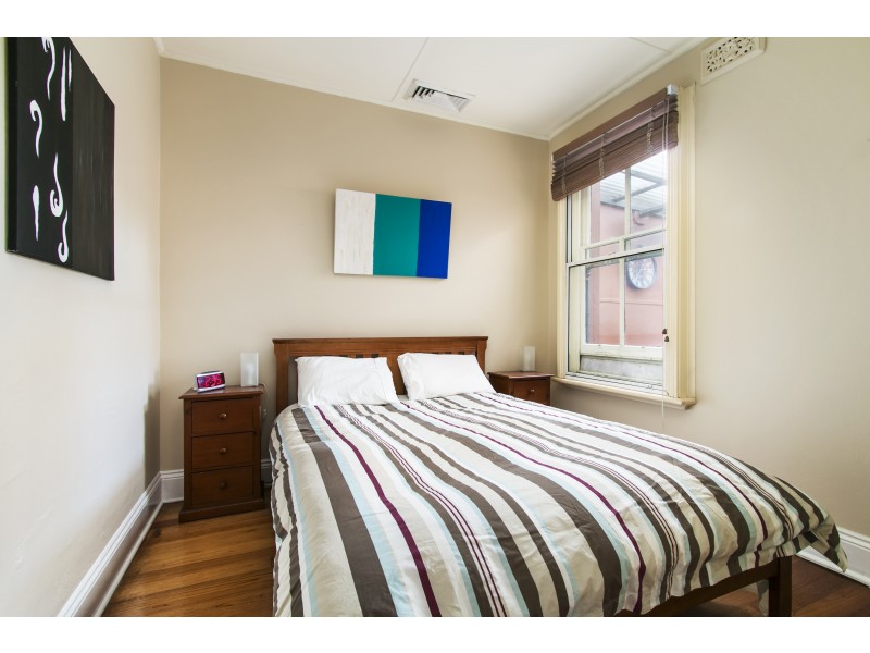 12 Sutherland Street, St Peters NSW 2044