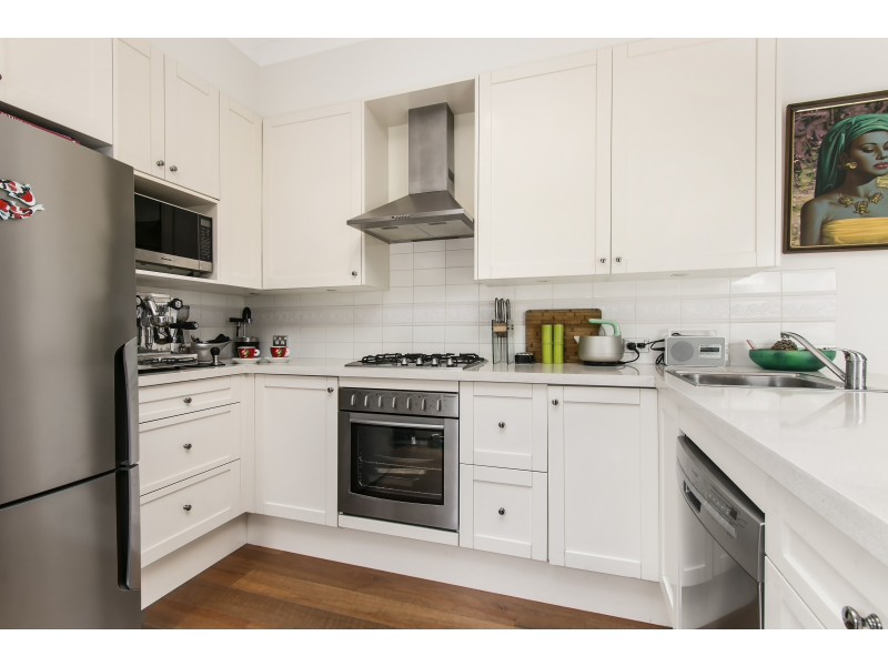 144 Unwins Bridge Road, St Peters NSW 2044