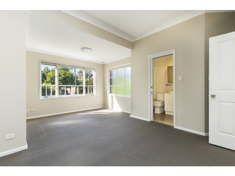 8 Stanley Street, Tempe NSW 2044
