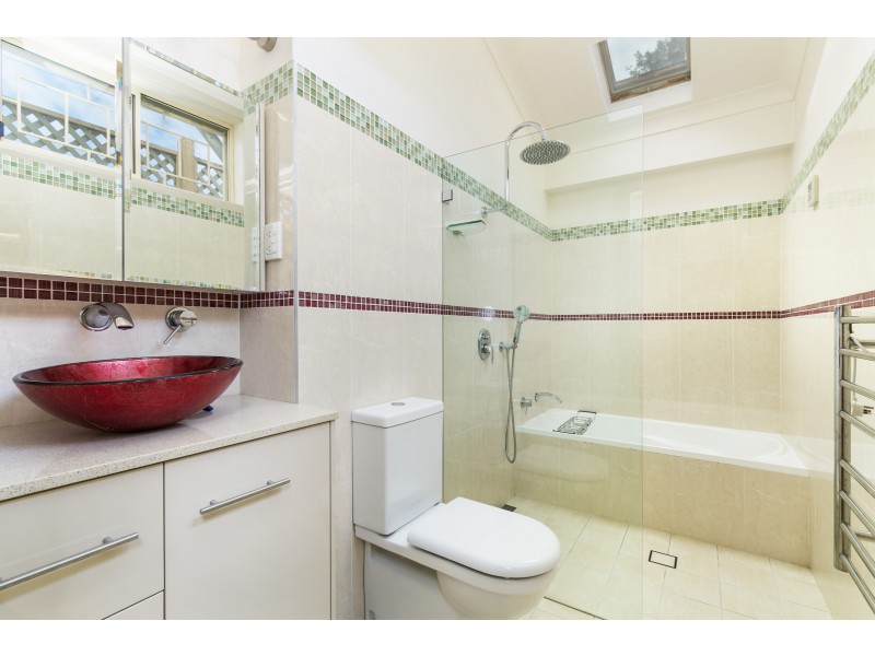 11 Walenore Avenue, Newtown NSW 2042