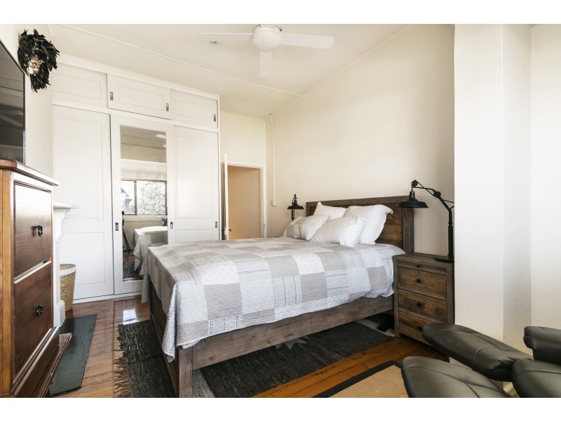 9 Mary Street, St Peters NSW 2044