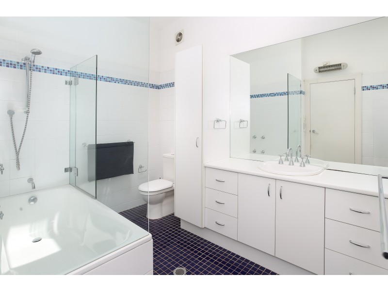 7 Stoke Avenue, Marrickville NSW 2204