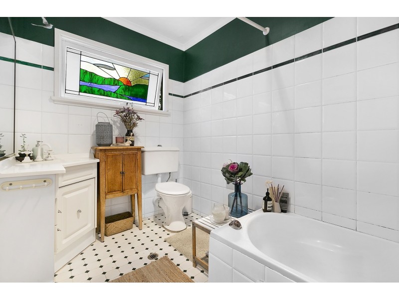 2 Edwin Street, Tempe NSW 2044