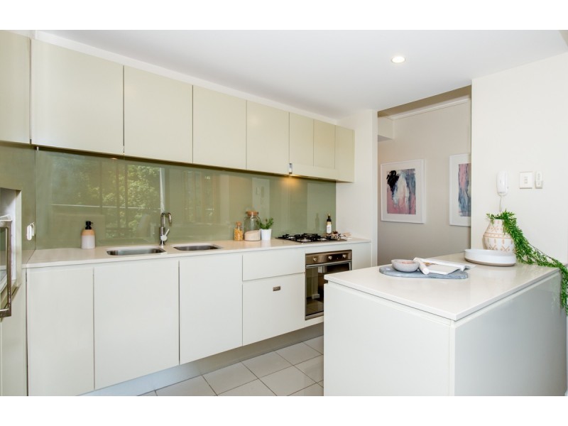 B304/106 Brook Street, Coogee NSW 2034