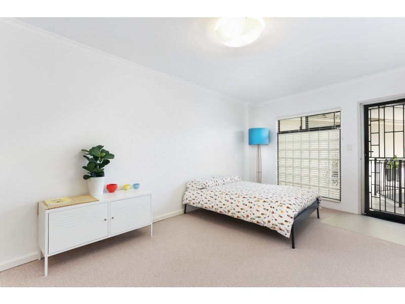 17/12 Enmore Road, Newtown NSW 2042