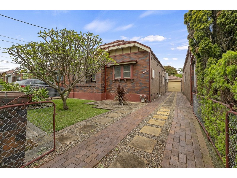 16 Stanley Street, Tempe NSW 2044