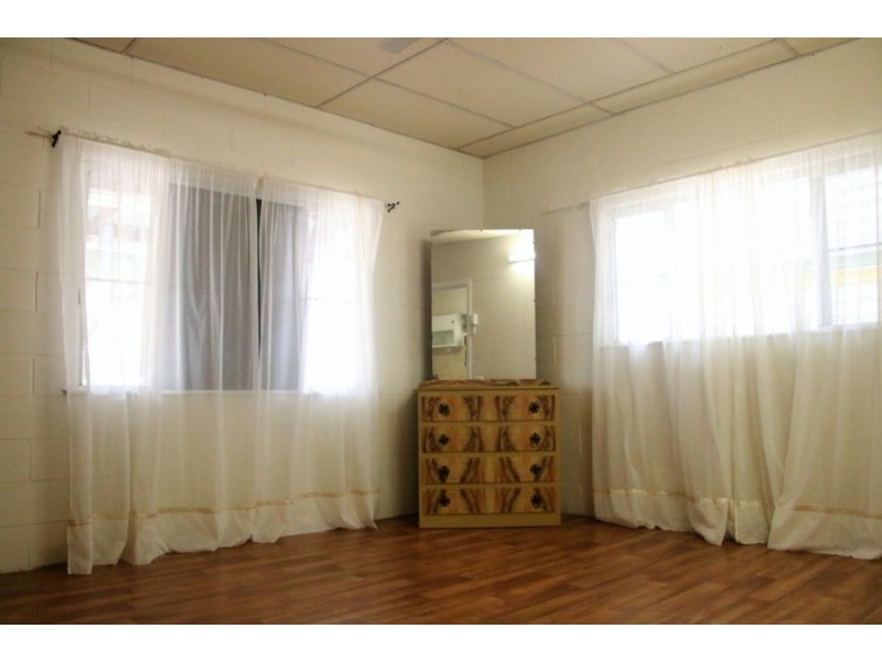 2 Swift Drive, Pentland QLD 4816