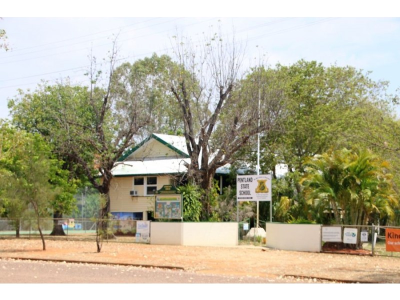 2 Swift Drive, Pentland QLD 4816