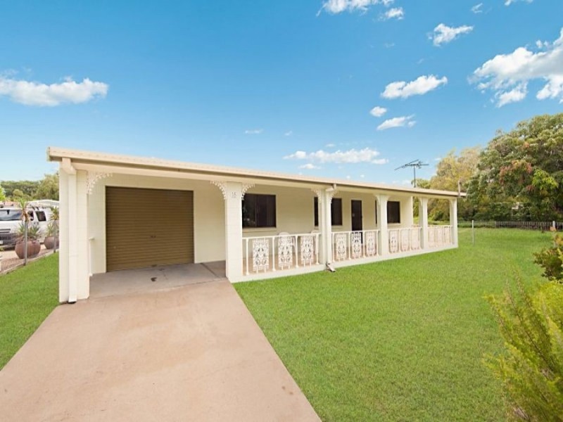 15 Tracey St, Balgal Beach QLD 4816