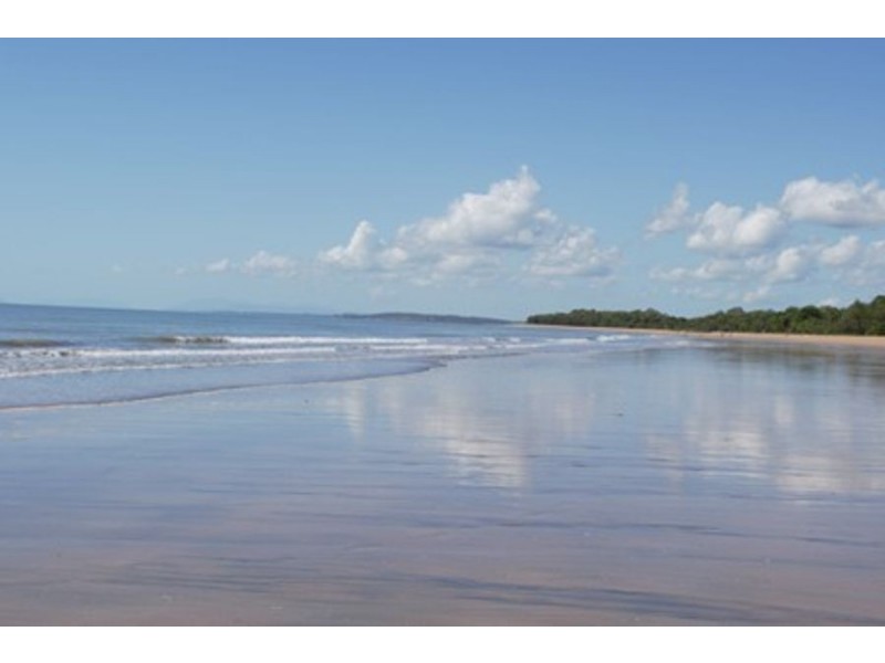 10 Turnberry Crt, Balgal Beach QLD 4816