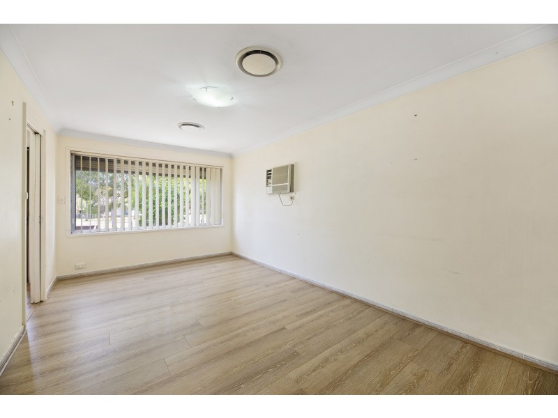 17 Cowper Circle, Quakers Hill NSW 2763