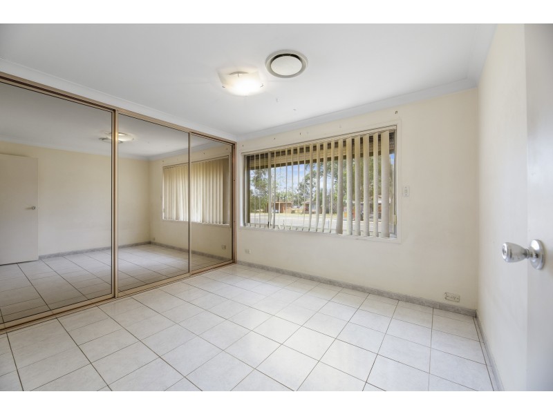 17 Cowper Circle, Quakers Hill NSW 2763