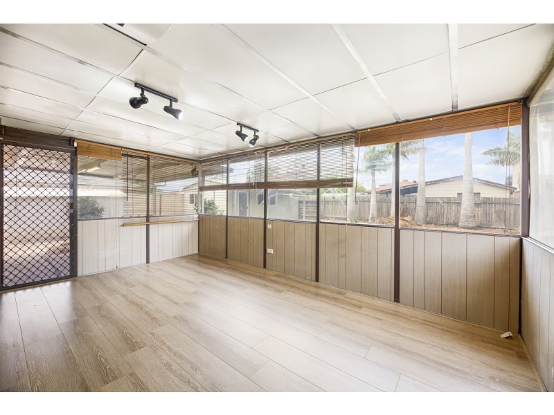 17 Cowper Circle, Quakers Hill NSW 2763