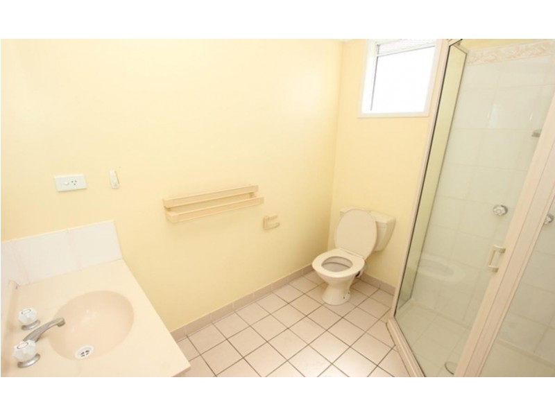 8/5 Balaclava Road, Earlville QLD 4870