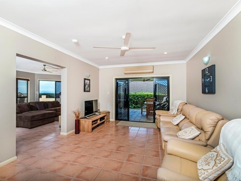 51 Robson Street, Mooroobool QLD 4870