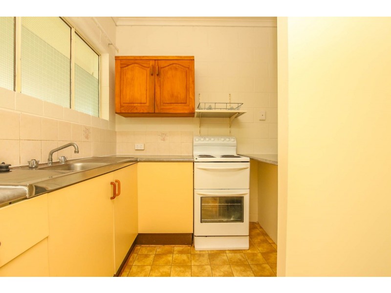 23/215 McLeod Street, Cairns North QLD 4870