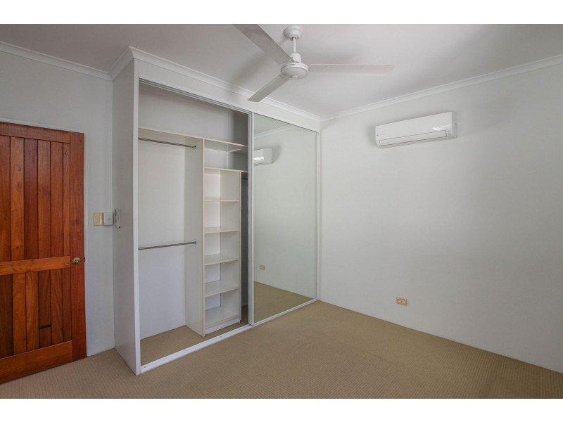6/76 Cedar Road, Palm Cove QLD 4879