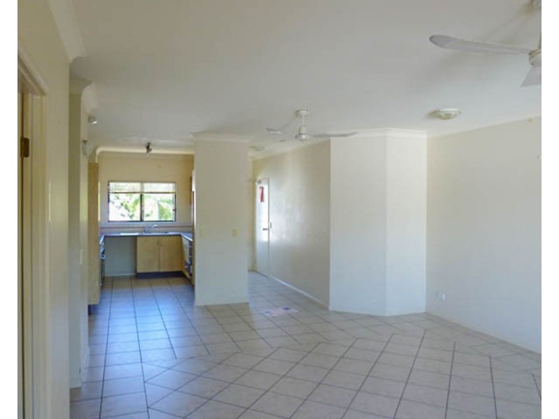 7/390 Draper Street, Parramatta Park QLD 4870