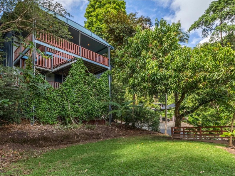 48 Dalziel Street, Stratford QLD 4870