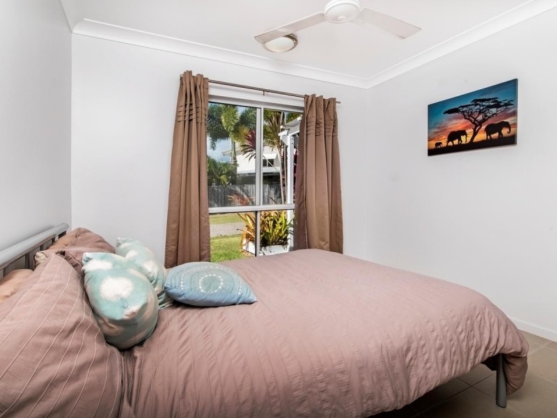 9 Strombus Avenue, Trinity Beach QLD 4879