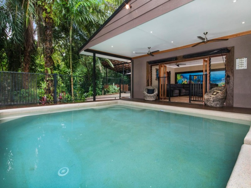 969 Redlynch Intake Road, Redlynch QLD 4870