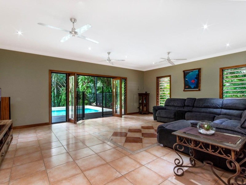 969 Redlynch Intake Road, Redlynch QLD 4870