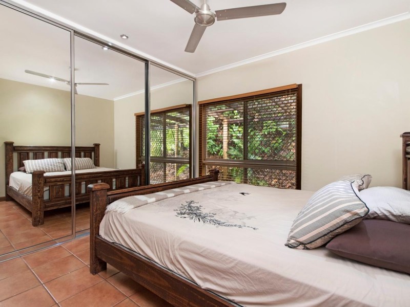 969 Redlynch Intake Road, Redlynch QLD 4870