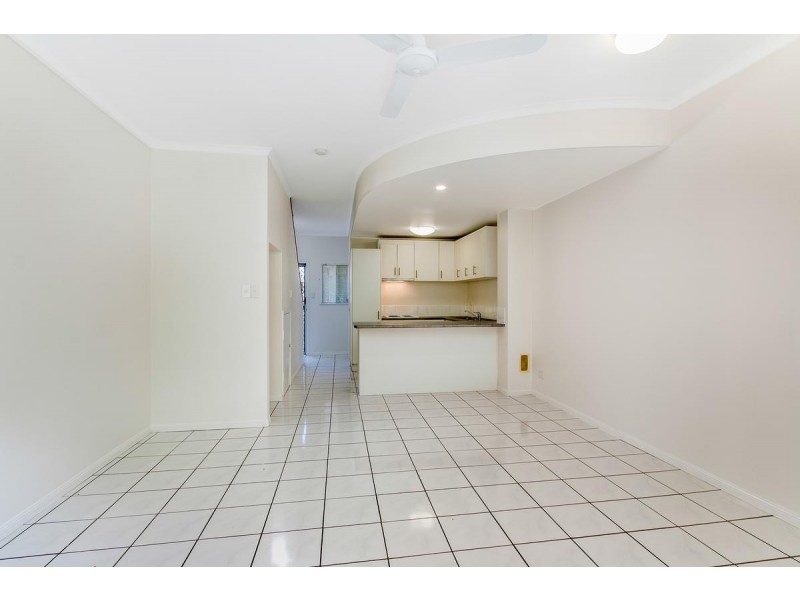 10/40 Springfield Crescent, Manoora QLD 4870