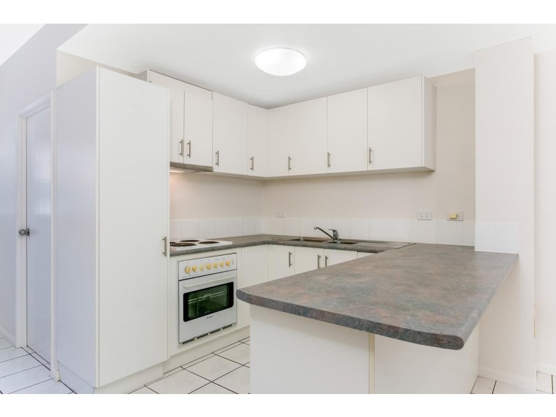 10/40 Springfield Crescent, Manoora QLD 4870