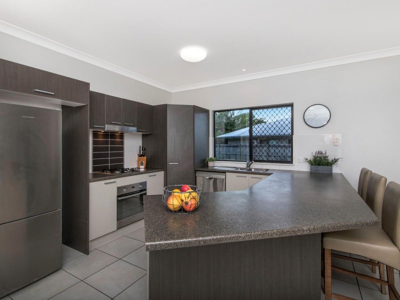 22 Baldwin Close, White Rock QLD 4868