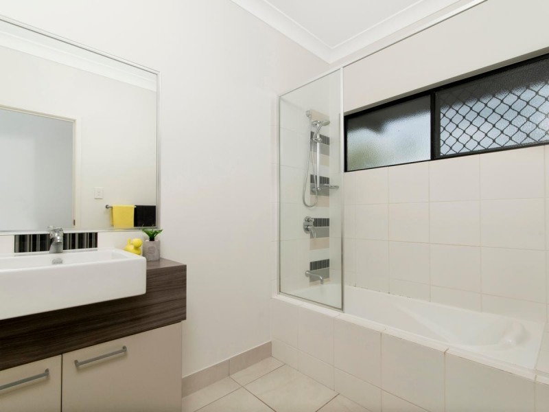 22 Baldwin Close, White Rock QLD 4868