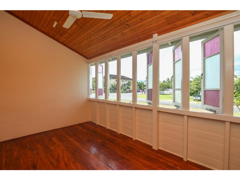 211 McLeod Street, Cairns North QLD 4870