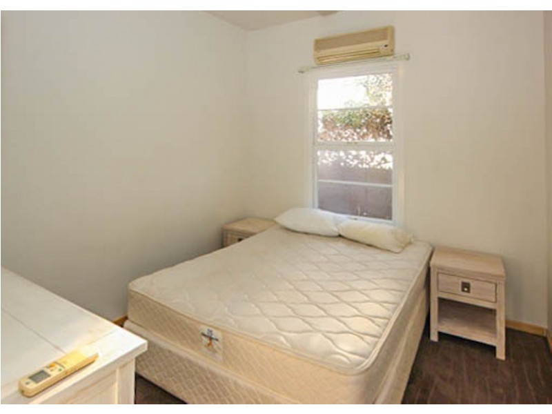 43 Machans Street, Machans Beach QLD 4878