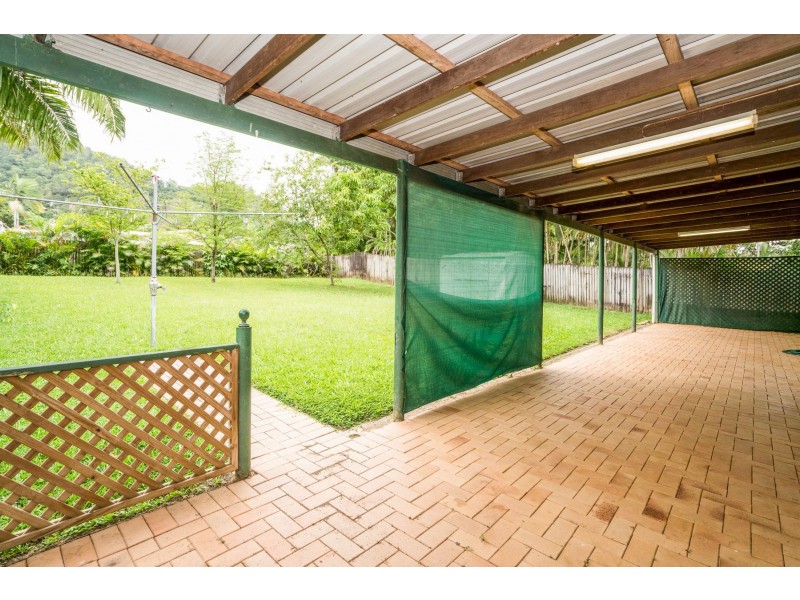 27 Ramsey Drive, Kanimbla QLD 4870