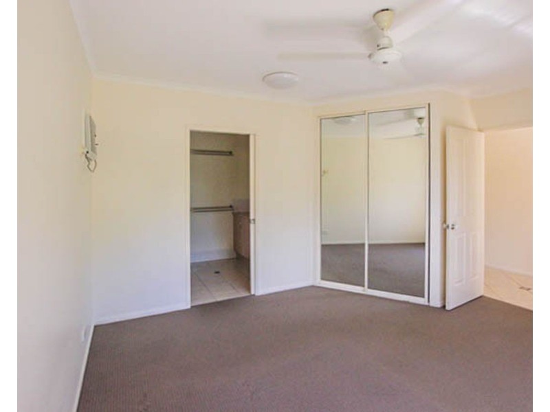 2 Greendale Close, Brinsmead QLD 4870