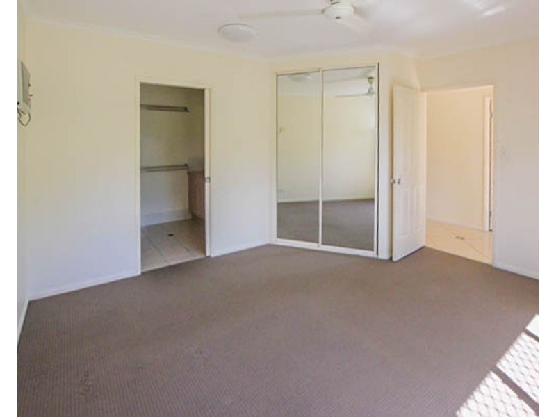 2 Greendale Close, Brinsmead QLD 4870