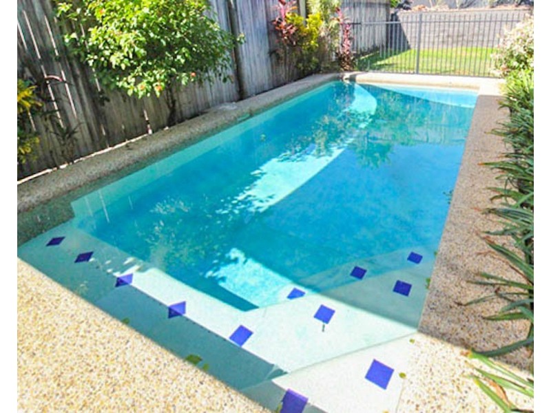 2 Greendale Close, Brinsmead QLD 4870