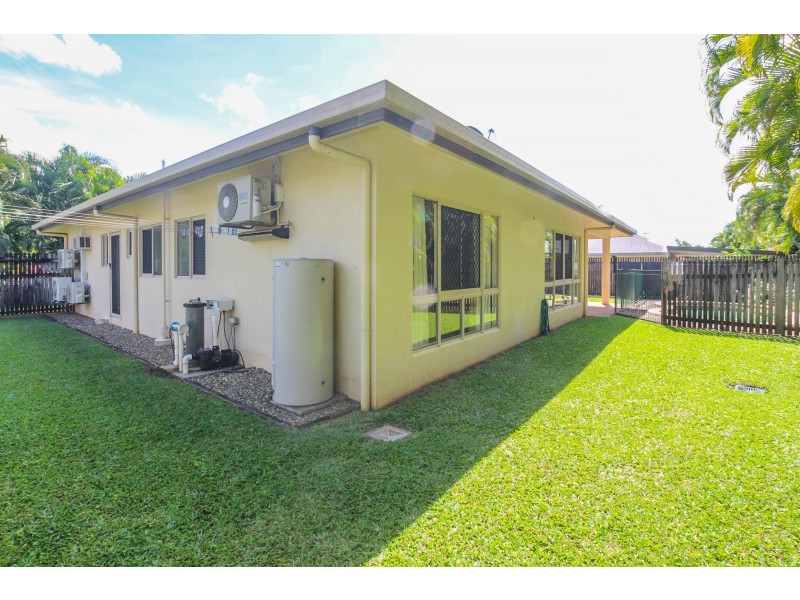 44 West Parkridge Drive, Brinsmead QLD 4870