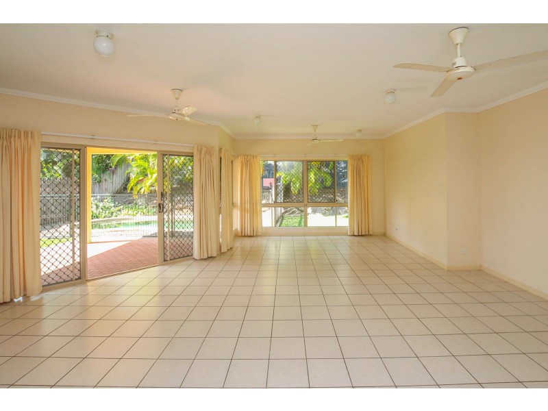 44 West Parkridge Drive, Brinsmead QLD 4870