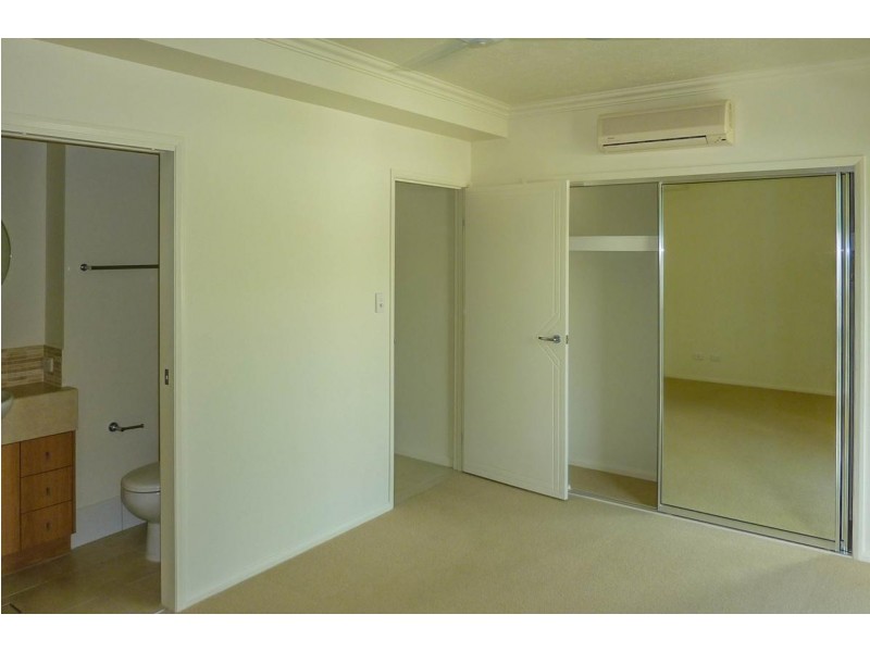 8/75 Moore Street, Trinity Beach QLD 4879