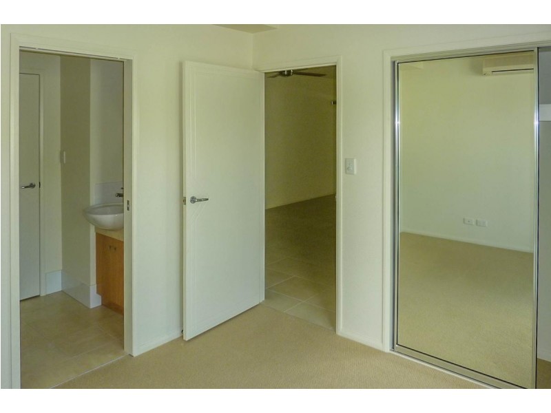 8/75 Moore Street, Trinity Beach QLD 4879