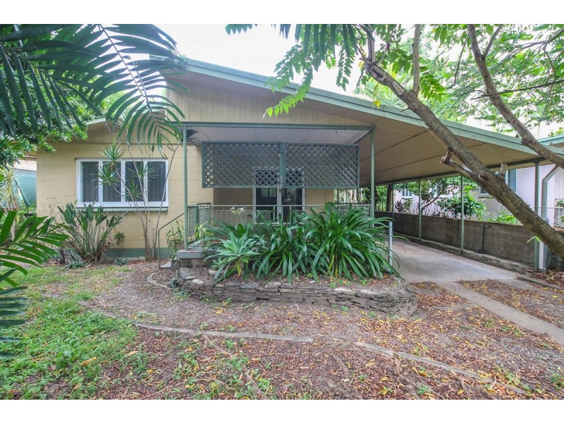 149 Greenslopes Street, Edge Hill QLD 4870