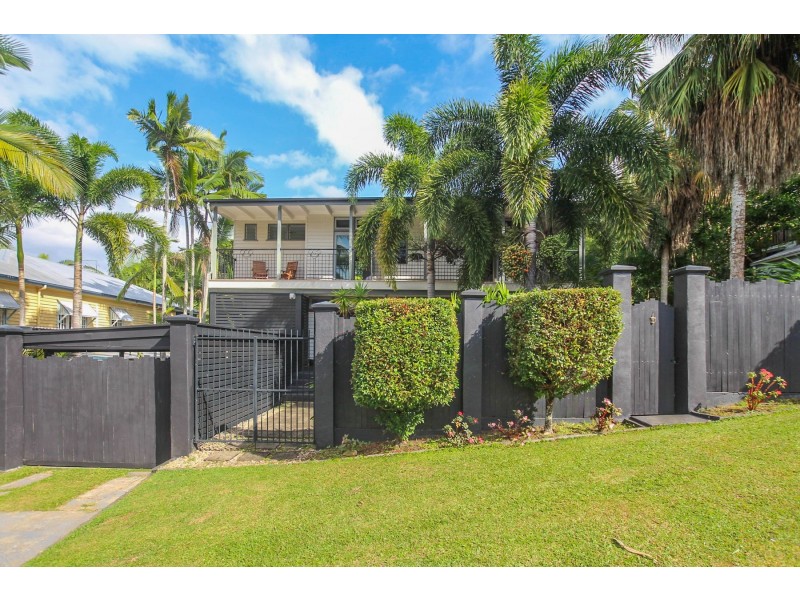 25 Friend Street, Edge Hill QLD 4870