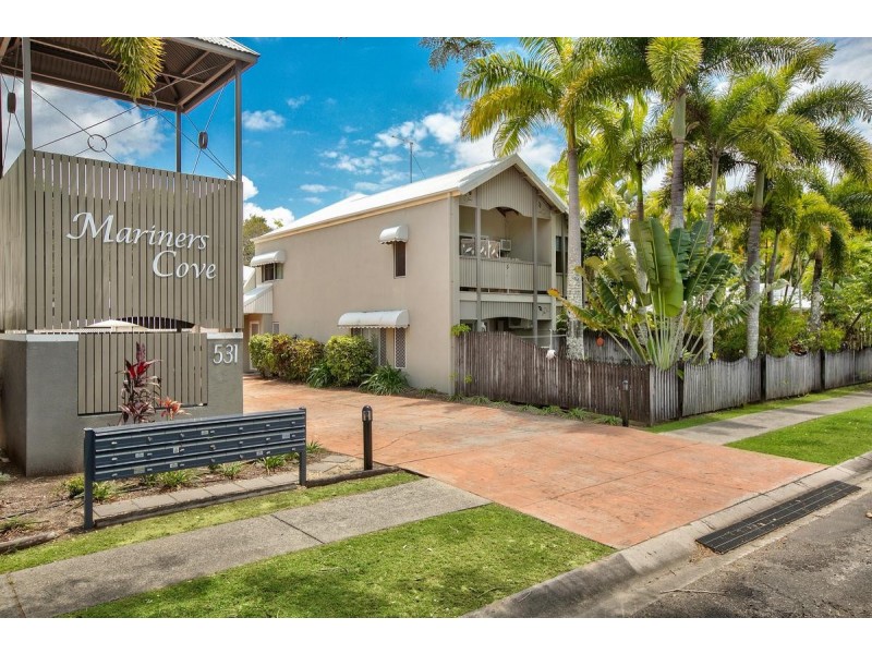 2/531 Varley Street, Yorkeys Knob QLD 4878