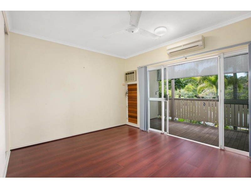 2/531 Varley Street, Yorkeys Knob QLD 4878