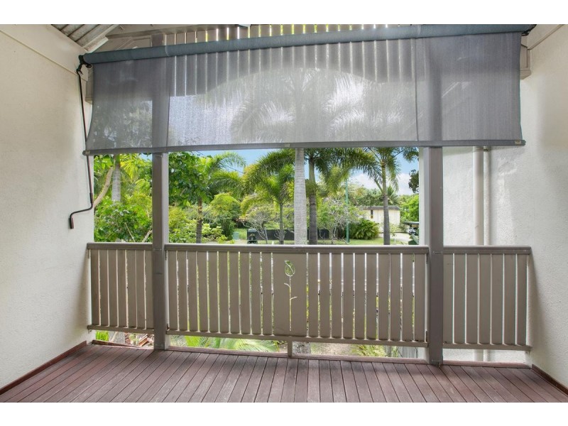 2/531 Varley Street, Yorkeys Knob QLD 4878