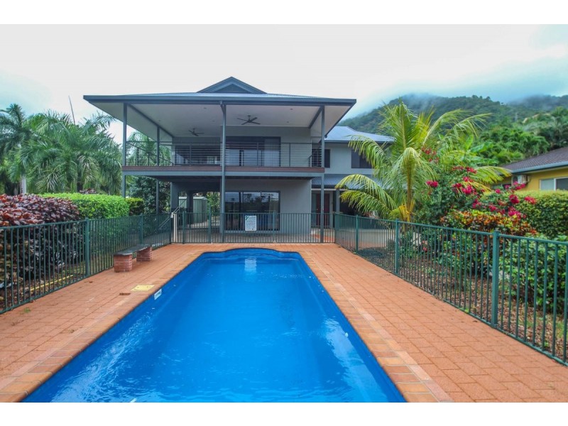 1 Torazzi Place, Mooroobool QLD 4870