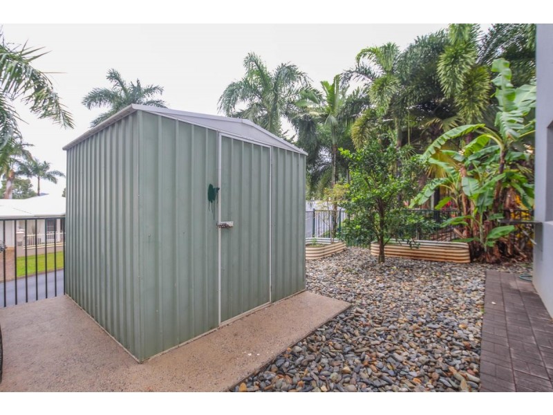 1 Torazzi Place, Mooroobool QLD 4870