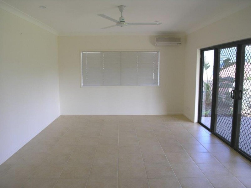 28 Taringa Street, Brinsmead QLD 4870