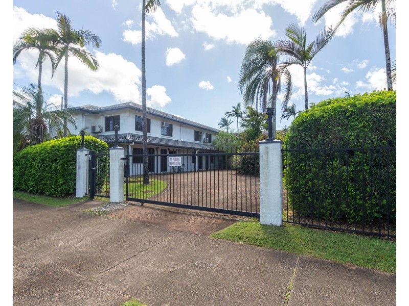 10/350 Sheridan Street, Cairns North QLD 4870